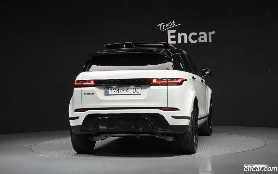 Land Rover Range Rover Evoque P250 S 2024 — thumbnail 4