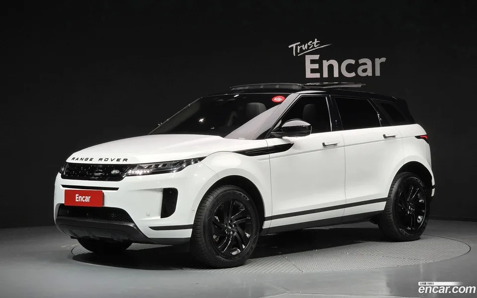 Land Rover Range Rover Evoque P250 S 2024 — photo 1, buy with delivery to Moscow