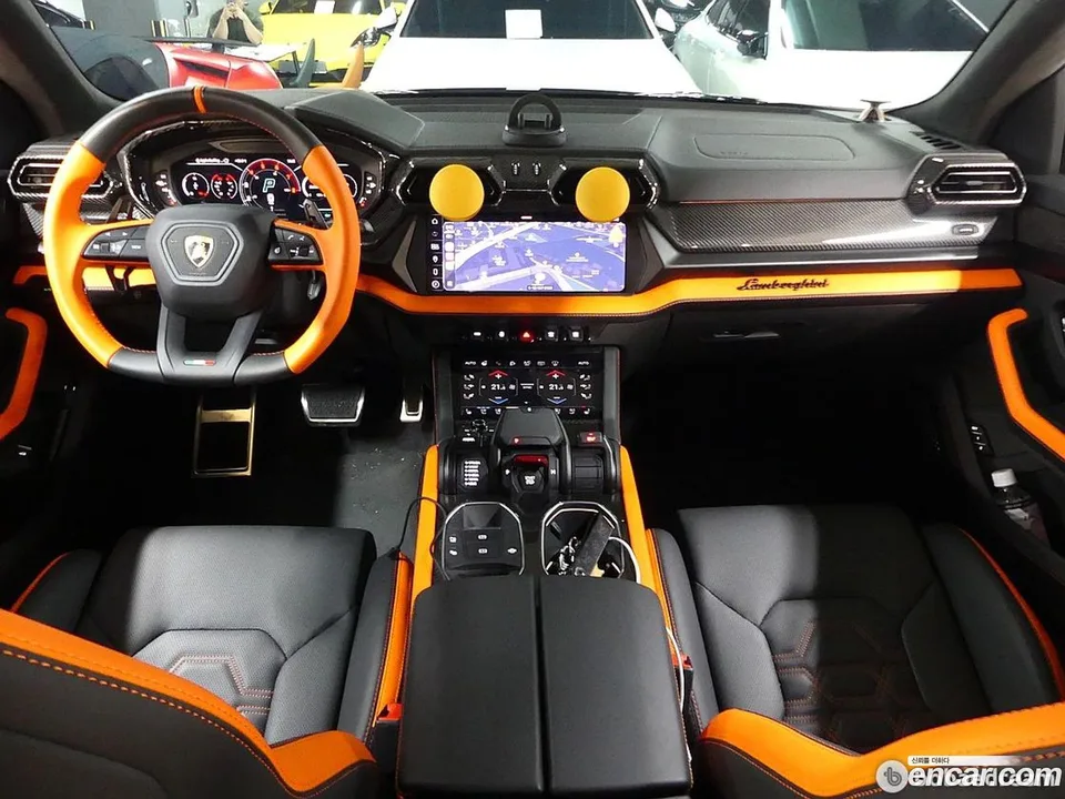 Lamborghini Urus 4.0 V8 SE 2025 — миниатюра 4