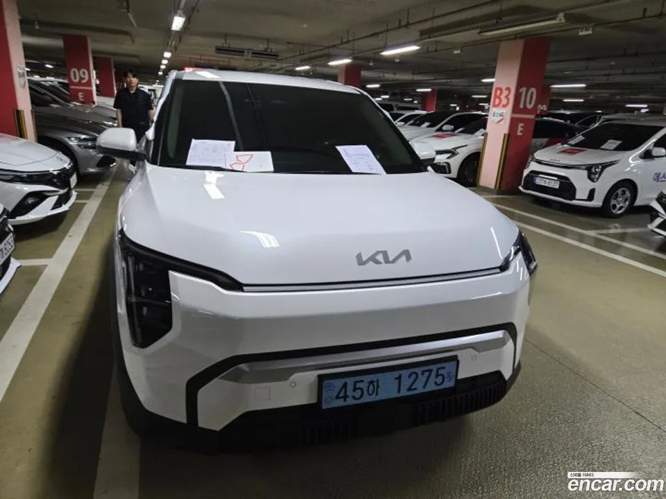Kia EV3 2WD 2026 — thumbnail 5