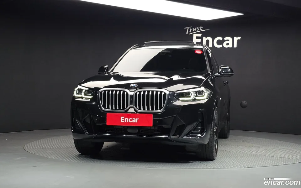 BMW X3 xDrive 20i M 2023 — thumbnail 3