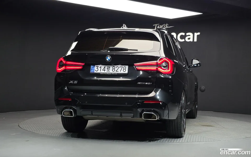 BMW X3 xDrive 20i M 2023 — thumbnail 4