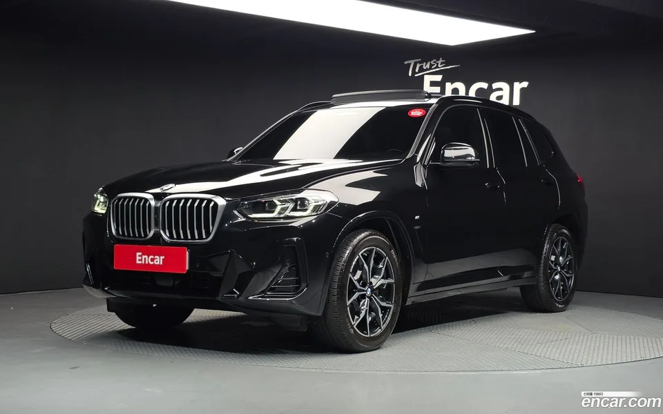 BMW X3 xDrive 20i M 2023 — photo 1, buy with delivery to Moscow
