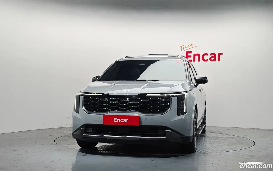 Kia Carnival 9 2024 — thumbnail 3