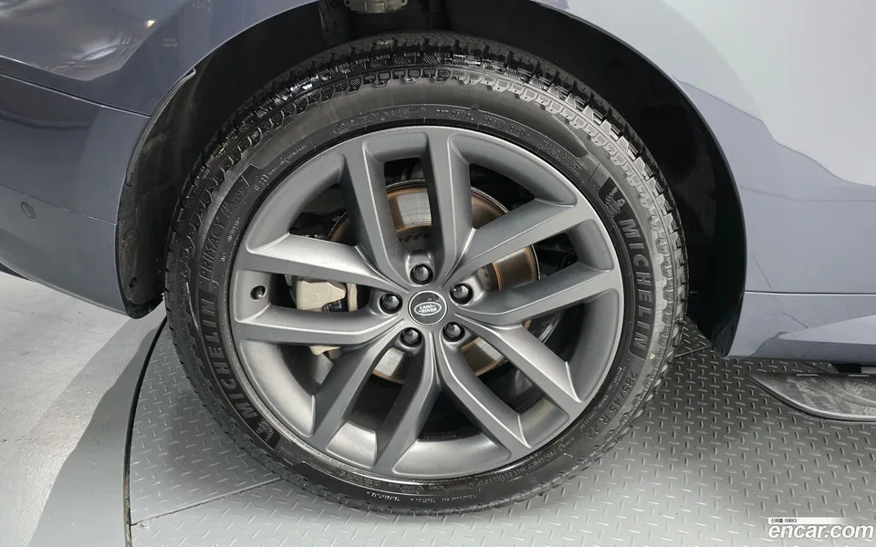 Land Rover Range Rover Sport P550E HSE 2025 — thumbnail 2