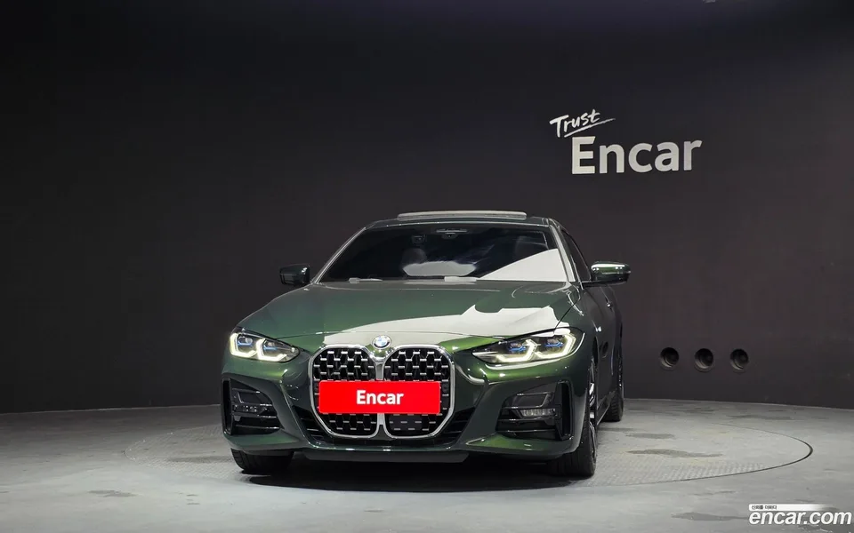 BMW 4 Series 420i M 2022 — thumbnail 3
