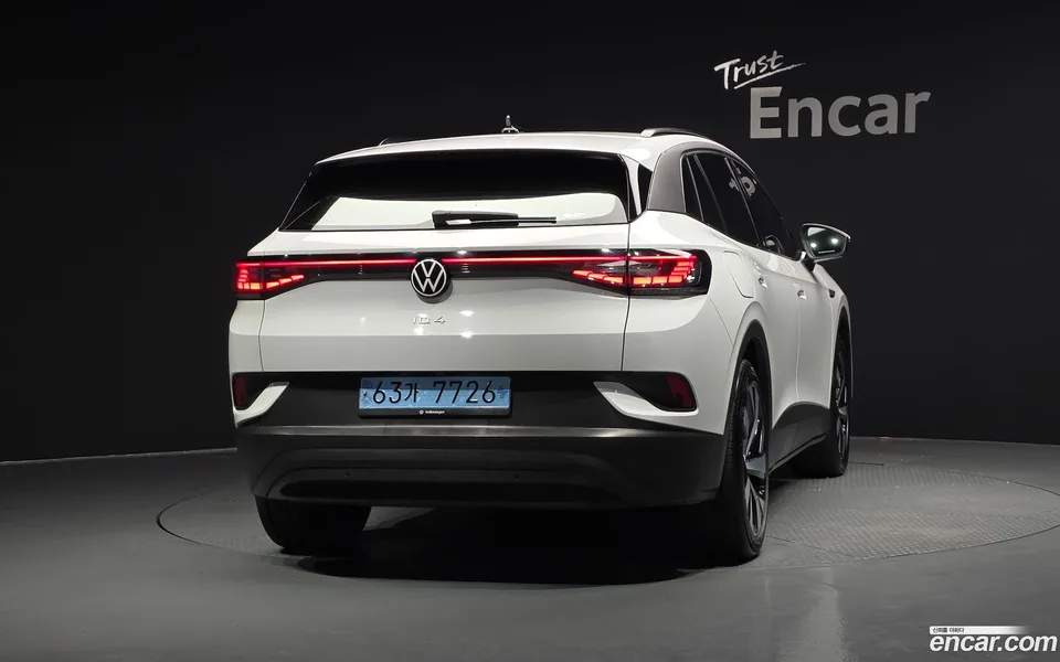 Volkswagen ID.4 2023 — thumbnail 4