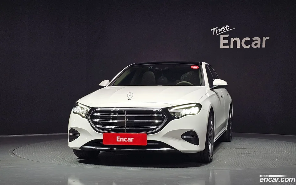 Mercedes-Benz E-Class E220d 4MATIC 2024 — thumbnail 3