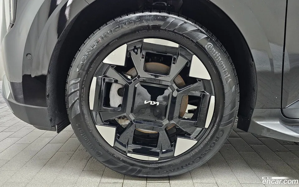 Kia Carnival HEV 9 2024 — thumbnail 2