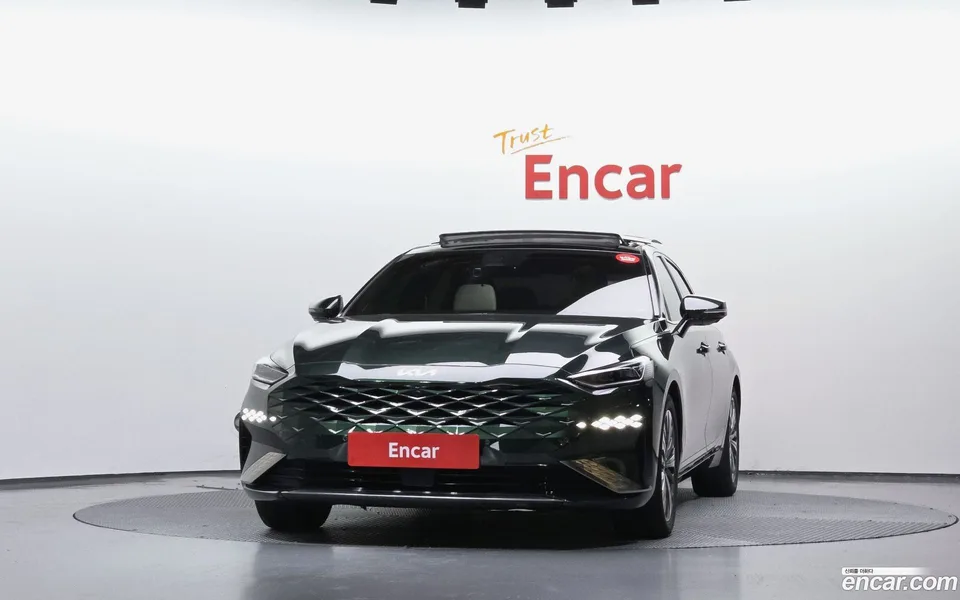 Kia K8 Hybrid 2022 — thumbnail 3