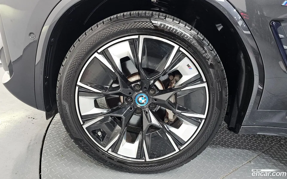 BMW iX3 M 2022 — thumbnail 5