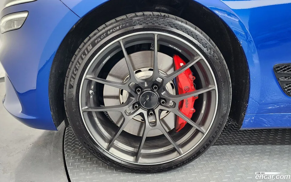 Genesis G70 3.3T 4WD 2023 — thumbnail 2