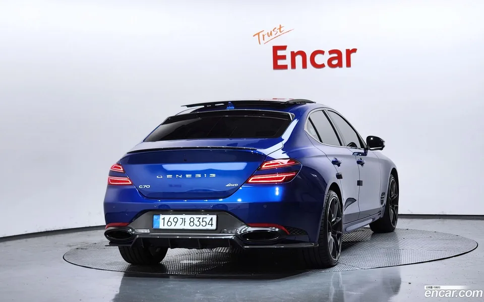 Genesis G70 3.3T 4WD 2023 — thumbnail 4