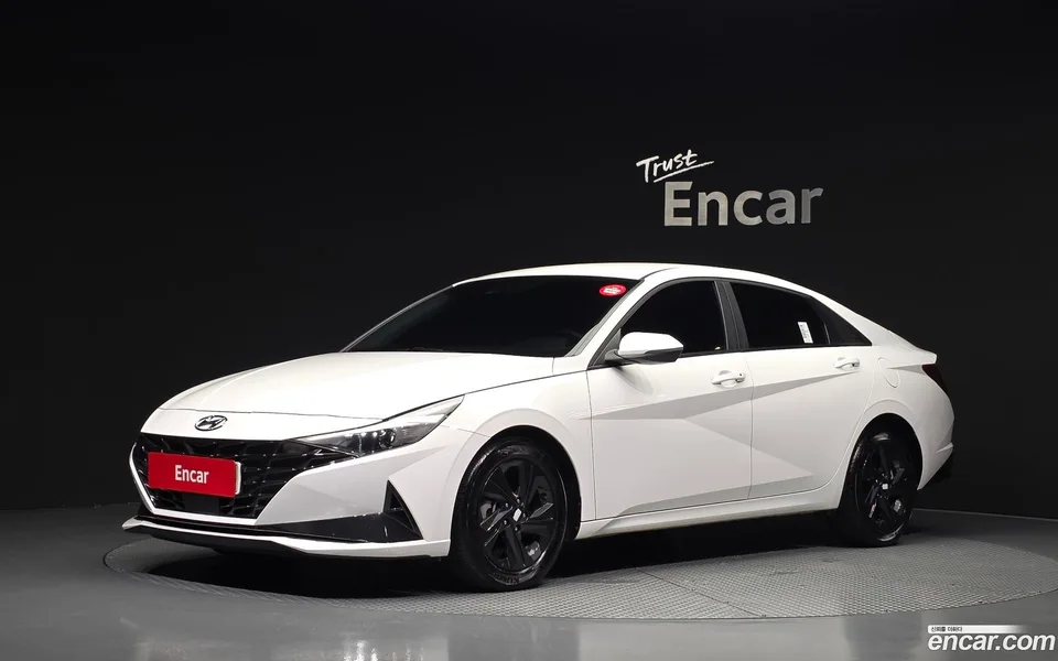 Hyundai Avante 1.6 2023 — photo 1, buy with delivery to Moscow