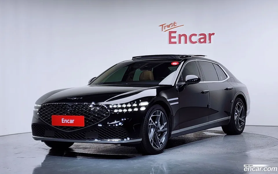 Genesis G90 3.5 AWD 2022 — photo 1, buy with delivery to Moscow