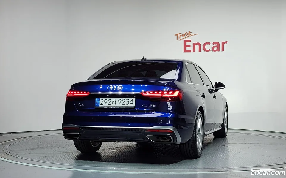 Audi A4 40 TFSI 2022 — thumbnail 4