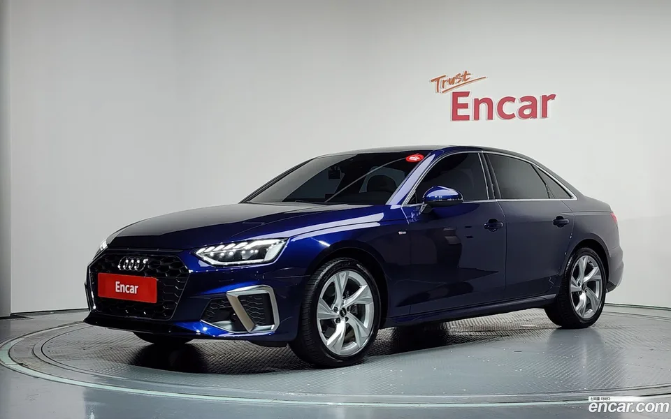 Audi A4 40 TFSI 2022 — photo 1, buy with delivery to Moscow