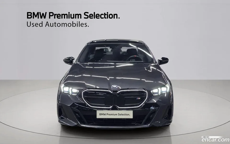 BMW i5 M60 xDrive 2025 — thumbnail 3