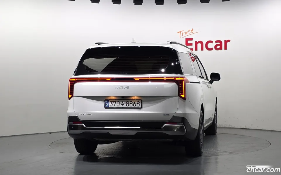 Kia Carnival HEV 9 2024 — thumbnail 4