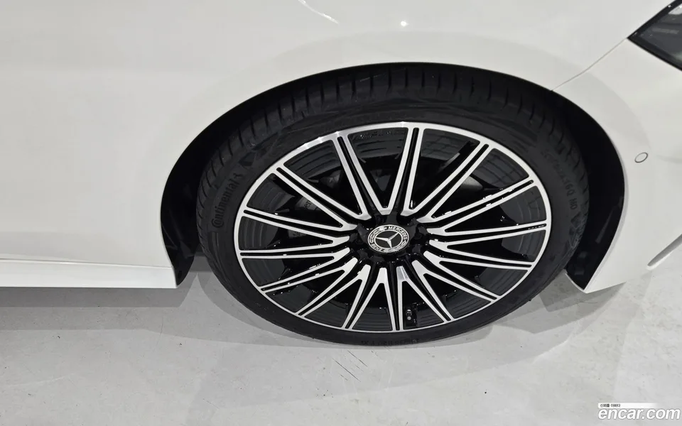 Mercedes-Benz CLE-Class CLE450 4MATIC 2025 — thumbnail 2