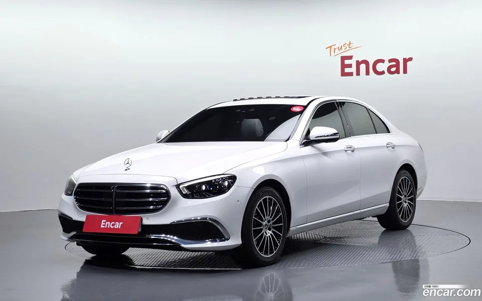 Mercedes-Benz E-Class E250 2022 — photo 1, buy with delivery to Moscow