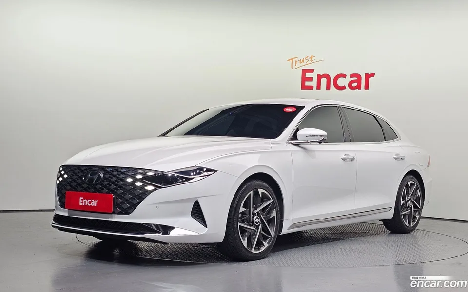 Hyundai Grandeur IG 3.0 LPi 2022 — photo 1, buy with delivery to Moscow