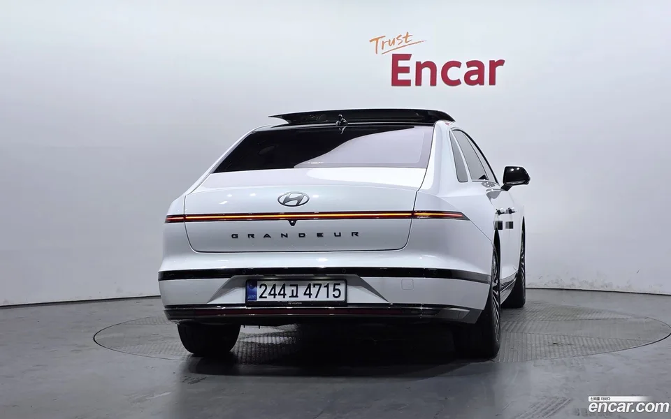Hyundai Grandeur Hybrid 2025 — thumbnail 4