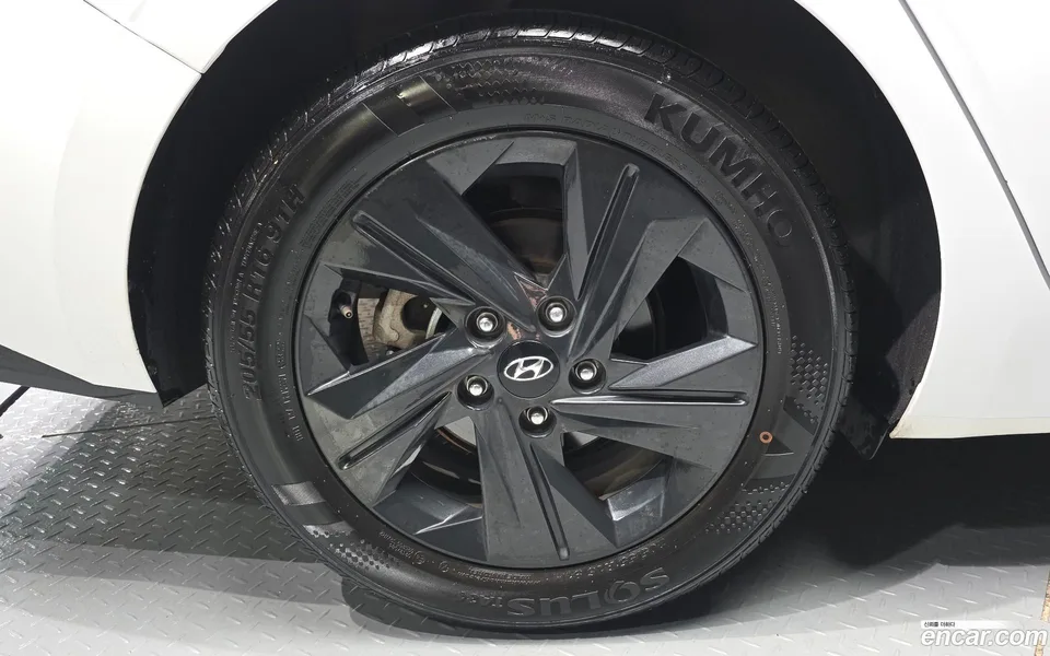 Hyundai Avante 1.6 2022 — thumbnail 2
