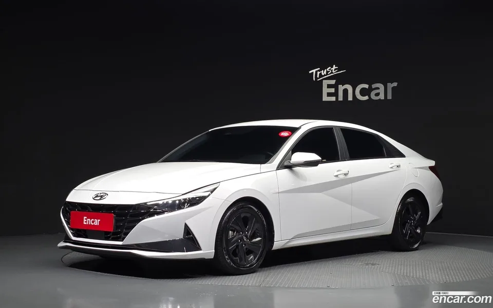 Hyundai Avante 1.6 2022 — photo 1, buy with delivery to Moscow