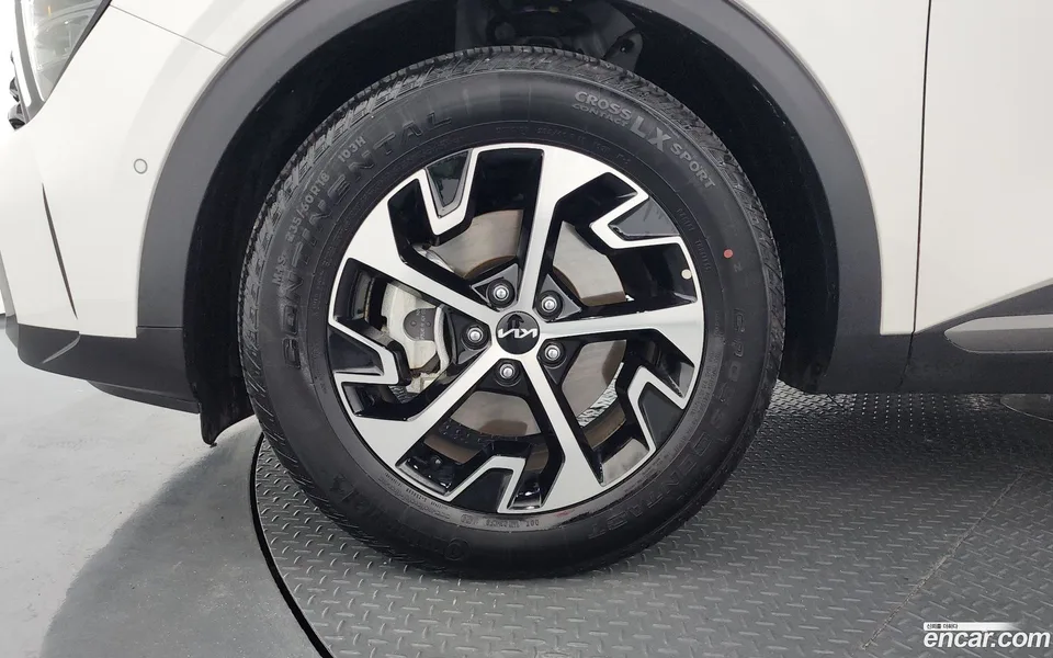 Kia Sportage Hybrid 4WD 2024 — thumbnail 2