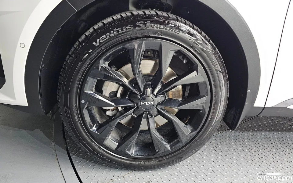 Kia Sorento 2.5T 2WD 2022 — thumbnail 2