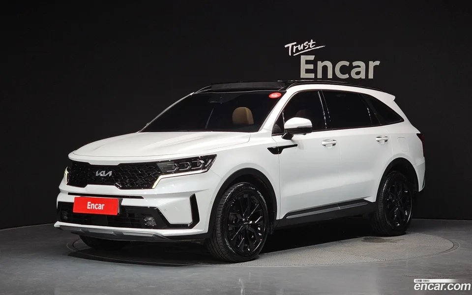 Kia Sorento 2.5T 2WD 2022 — photo 1, buy with delivery to Moscow
