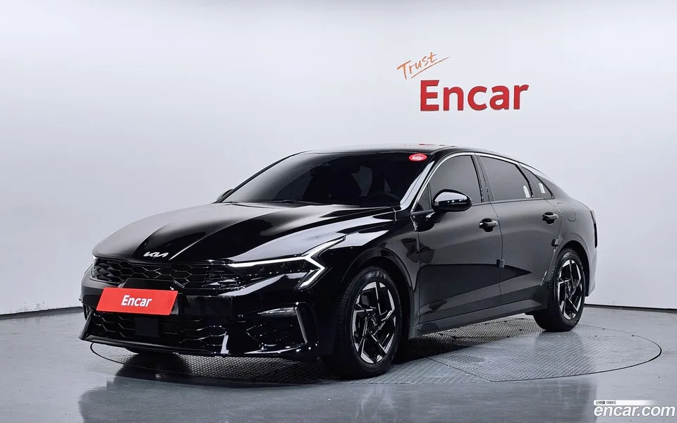 Kia K5 2.0 2024 — photo 1, buy with delivery to Moscow