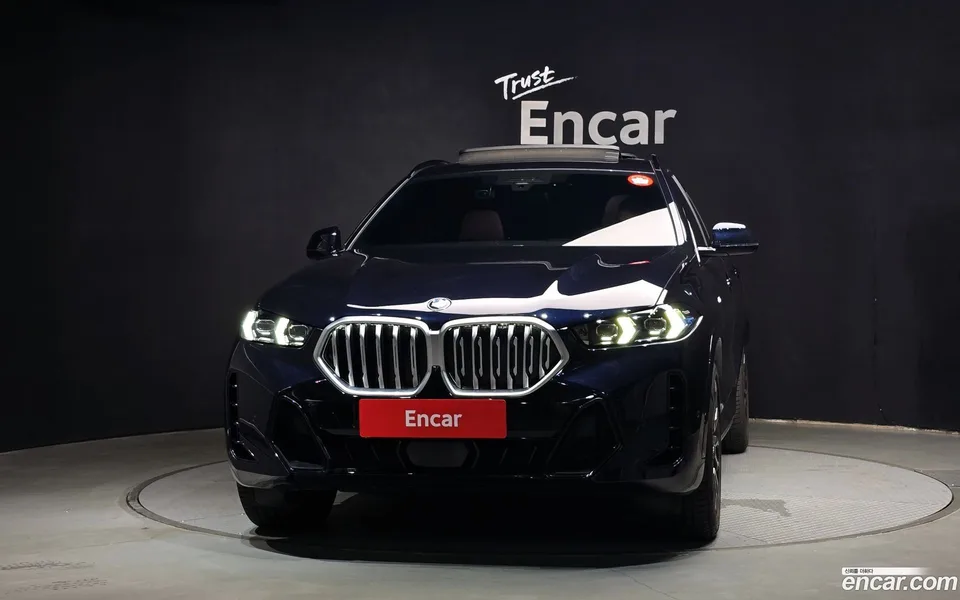 BMW X6 xDrive40i M 2025 — thumbnail 3