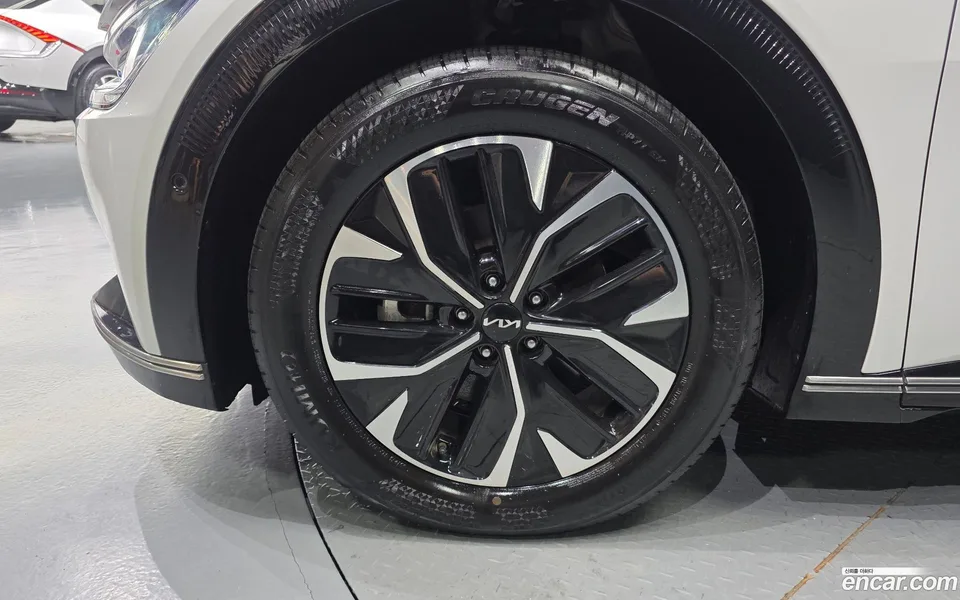 Kia EV6 2024 — thumbnail 2