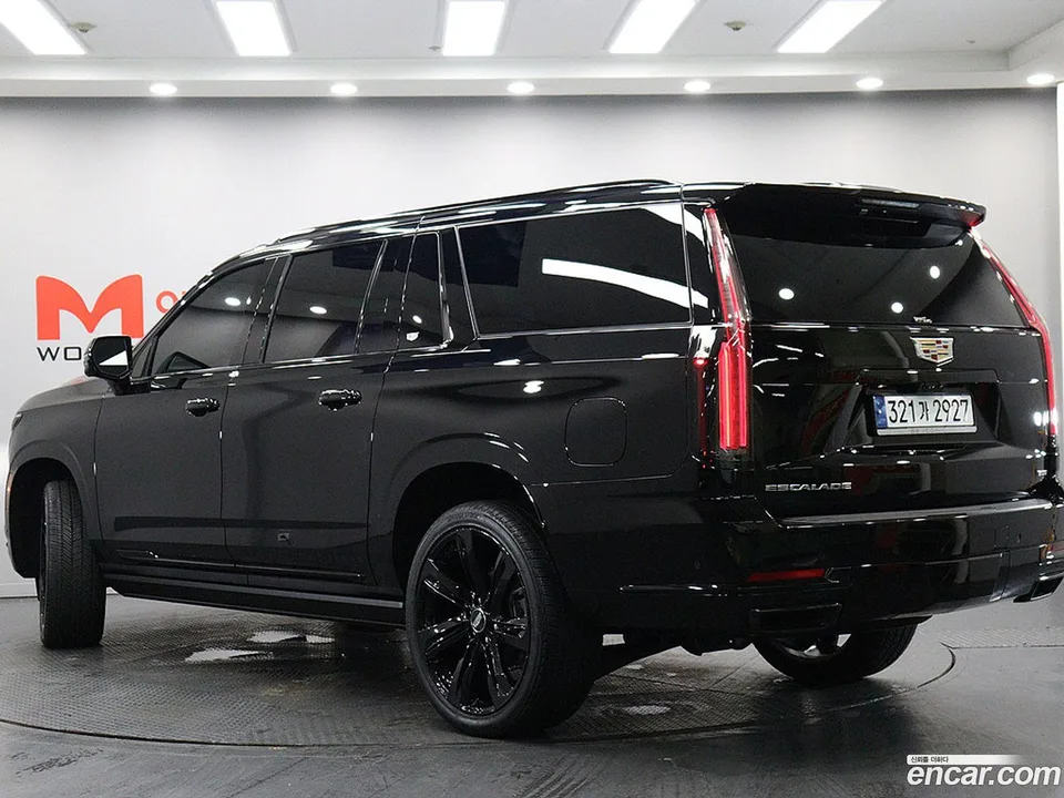 Cadillac Escalade 6.2 ESV 2025 — thumbnail 3