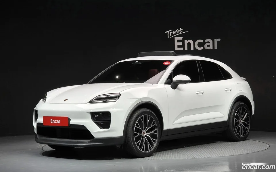 Porsche Macan Electric 4 2025 — photo 1, buy with delivery to Moscow
