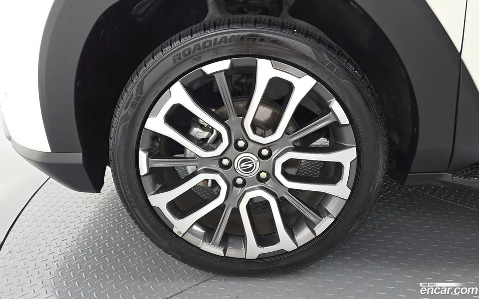 KG Mobility Torres 1.5 2WD 2022 — thumbnail 2