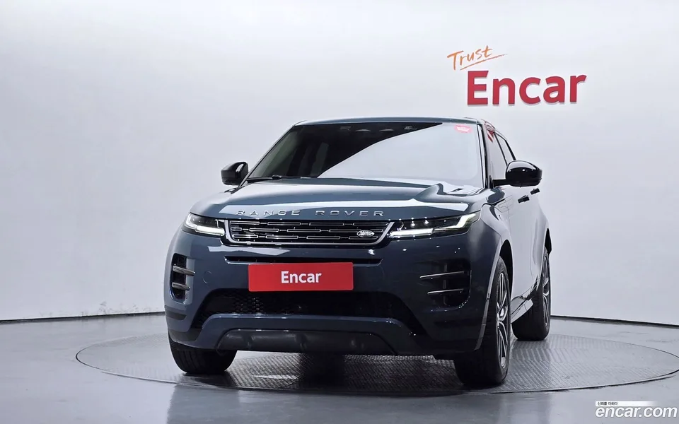 Land Rover Range Rover Evoque P250 SE 2024 — thumbnail 3