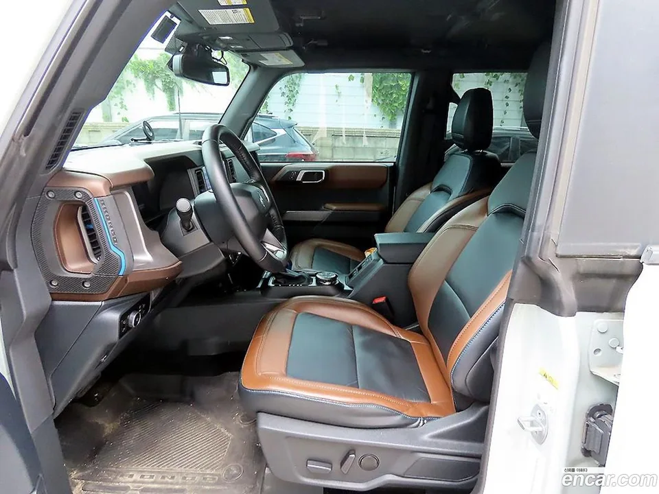 Ford Bronco 2.7 2023 — миниатюра 2