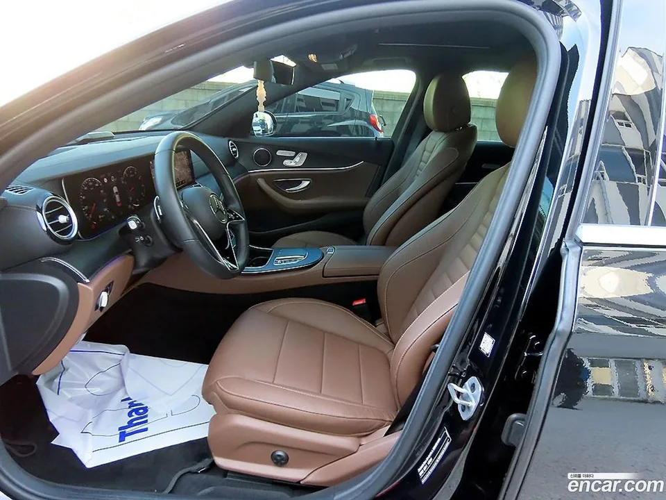 Mercedes-Benz E-Class E250 AMG Line 2022 — thumbnail 5