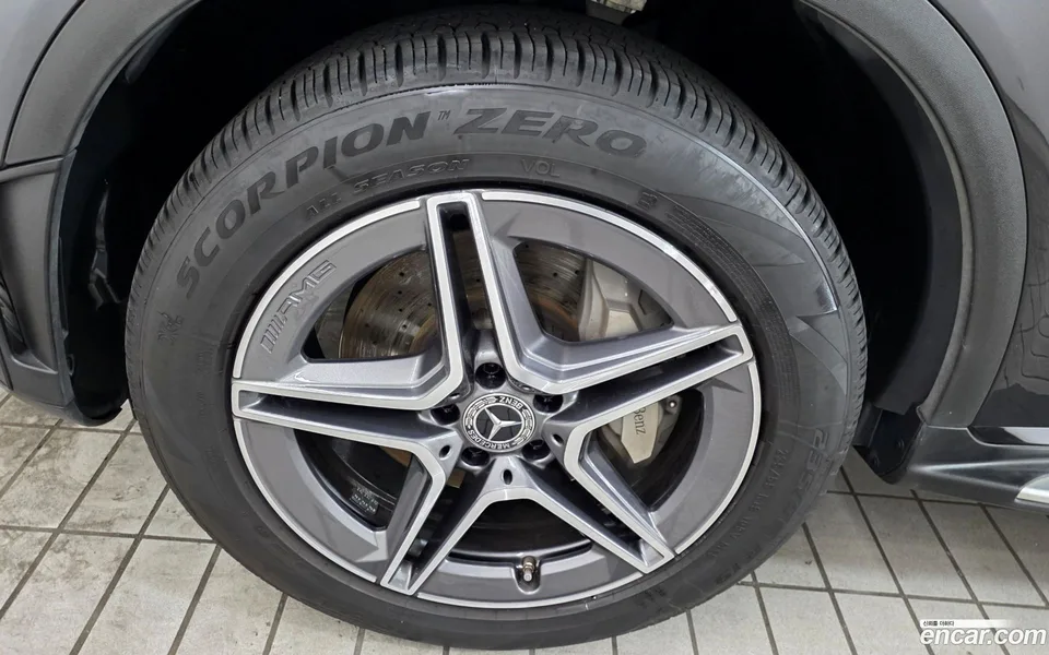 Mercedes-Benz GLC-Class GLC300e 4MATIC 2022 — thumbnail 5