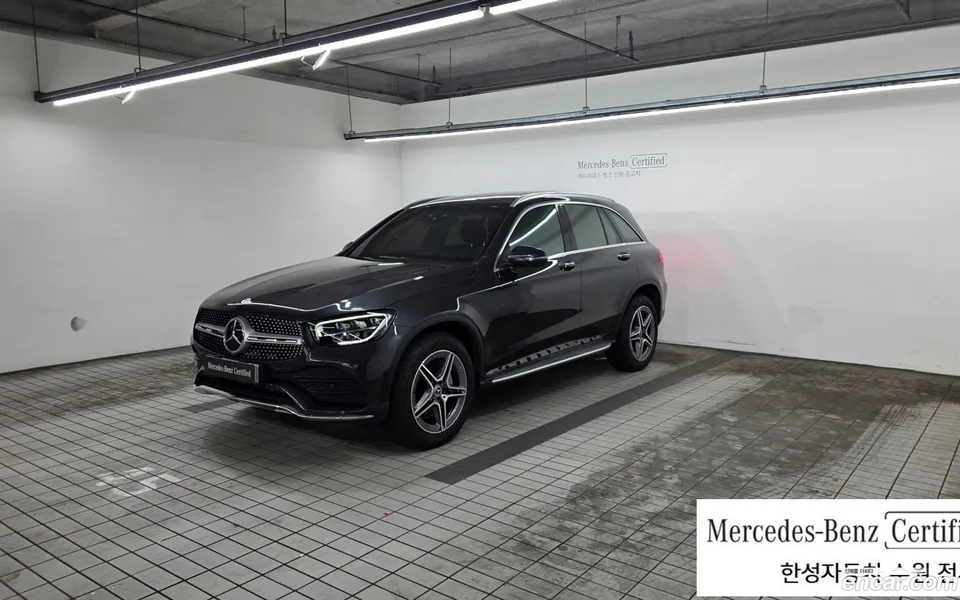 Mercedes-Benz GLC-Class GLC300e 4MATIC 2022 — photo 1, buy with delivery to Moscow