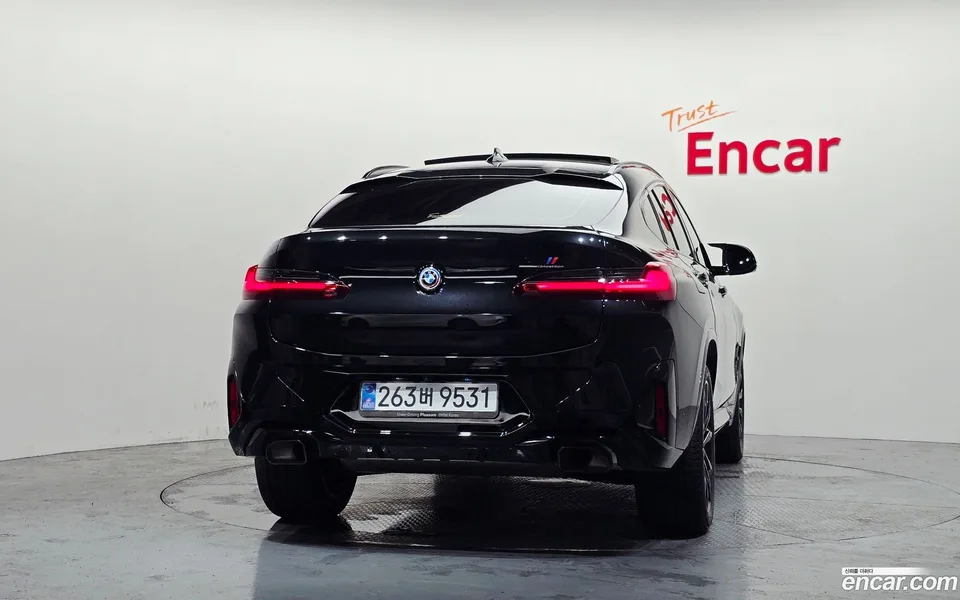 BMW X4 xDrive20i M 2025 — thumbnail 4