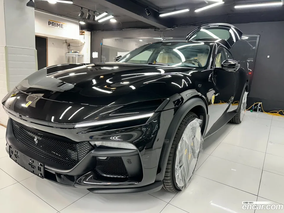 Ferrari Purosangue 6.5 V12 2025 — photo 1, buy with delivery to Moscow