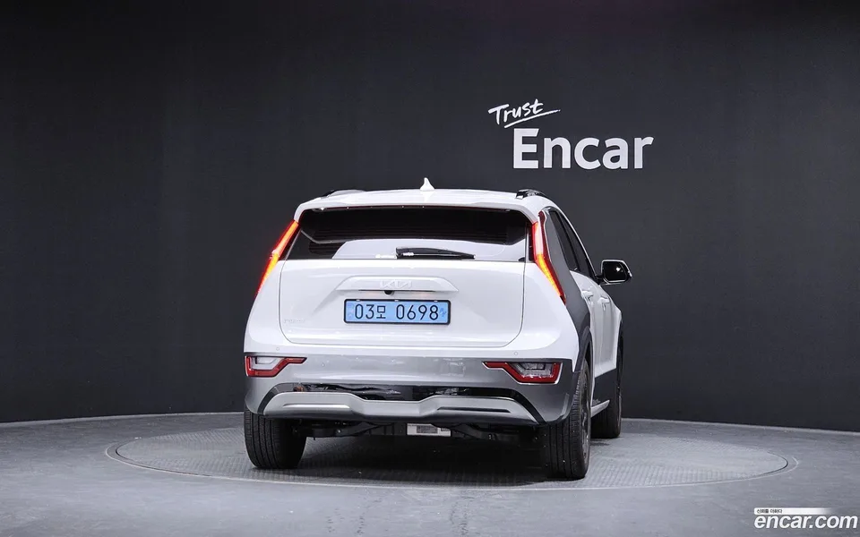 Kia Niro EV 2025 — thumbnail 4
