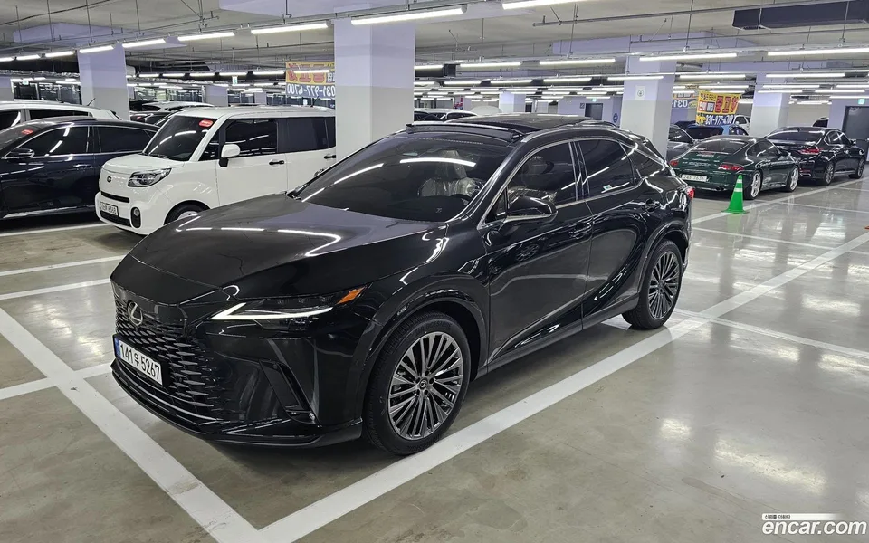 Lexus RX 350h 2026 — photo 1, buy with delivery to Moscow