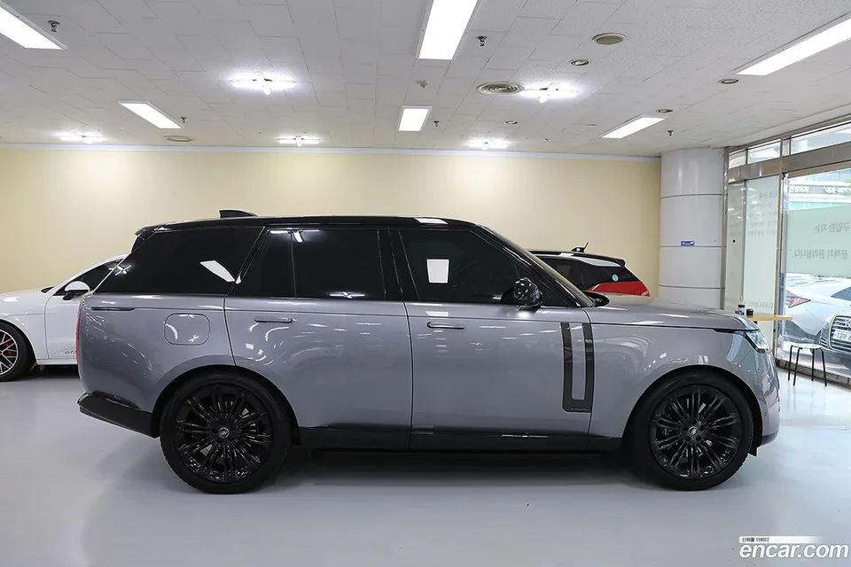 Land Rover Range Rover P530 AB 2023 — thumbnail 2