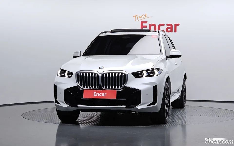 BMW X5 xDrive 40i M 2025 — thumbnail 3