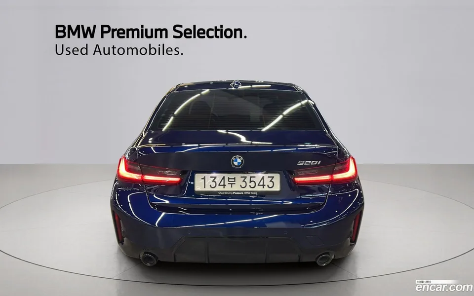 BMW 3 Series 320i M 2025 — thumbnail 3